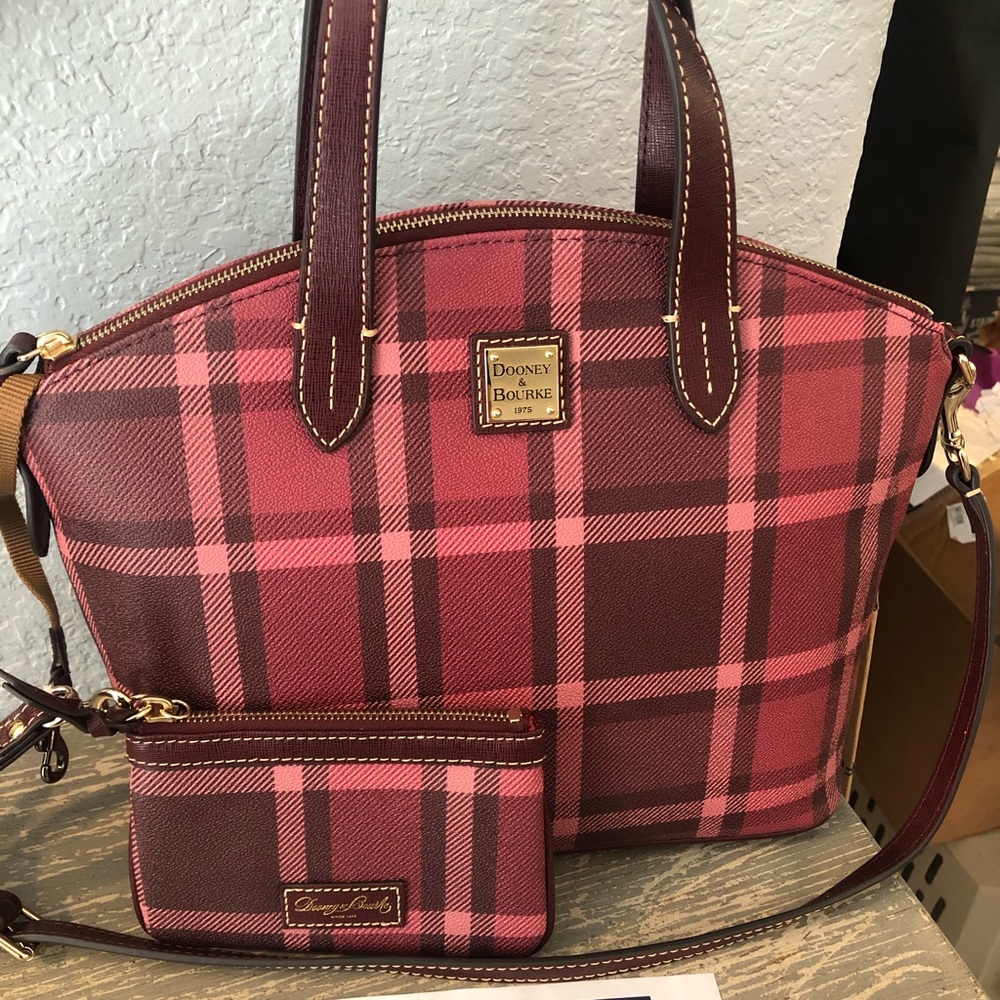 New Dooney & Bourke Medium Purse Satchel